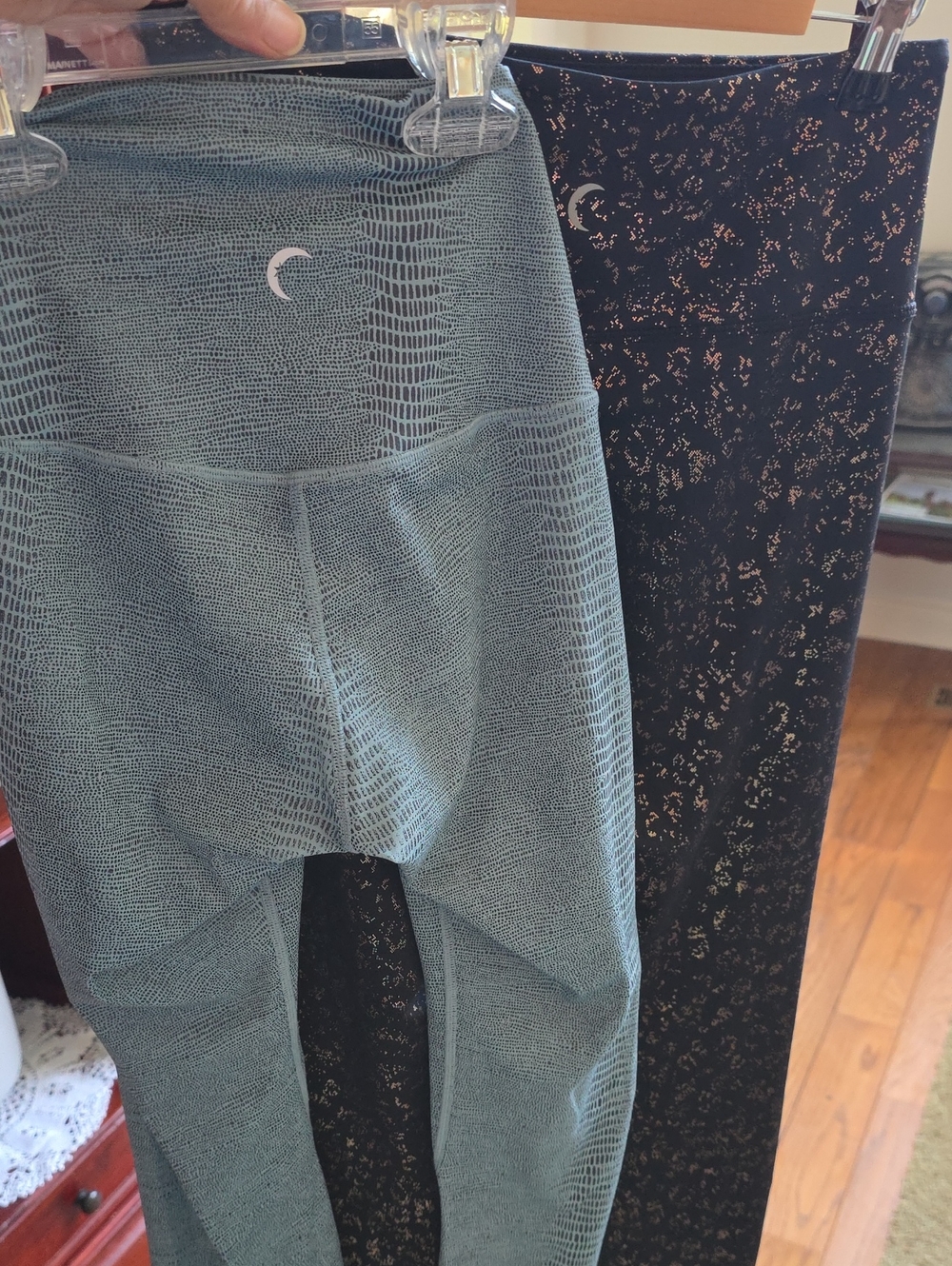 2pr Zyia Active Bundle Lot Of Leggings Like New